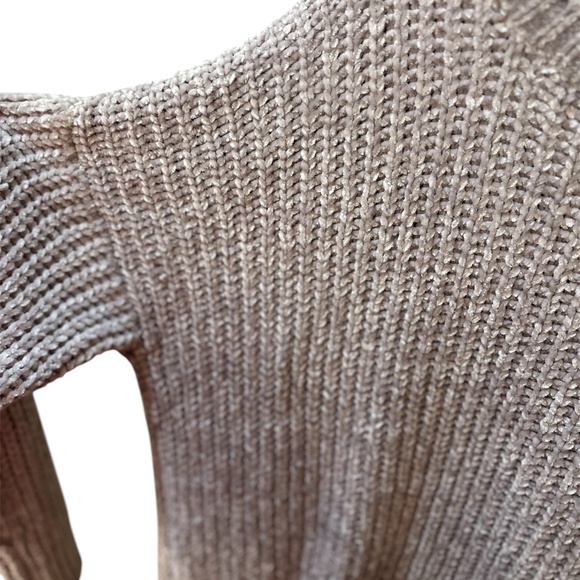 Plus size Oversized Waffle Knit Sweater - Picture 3 of 4